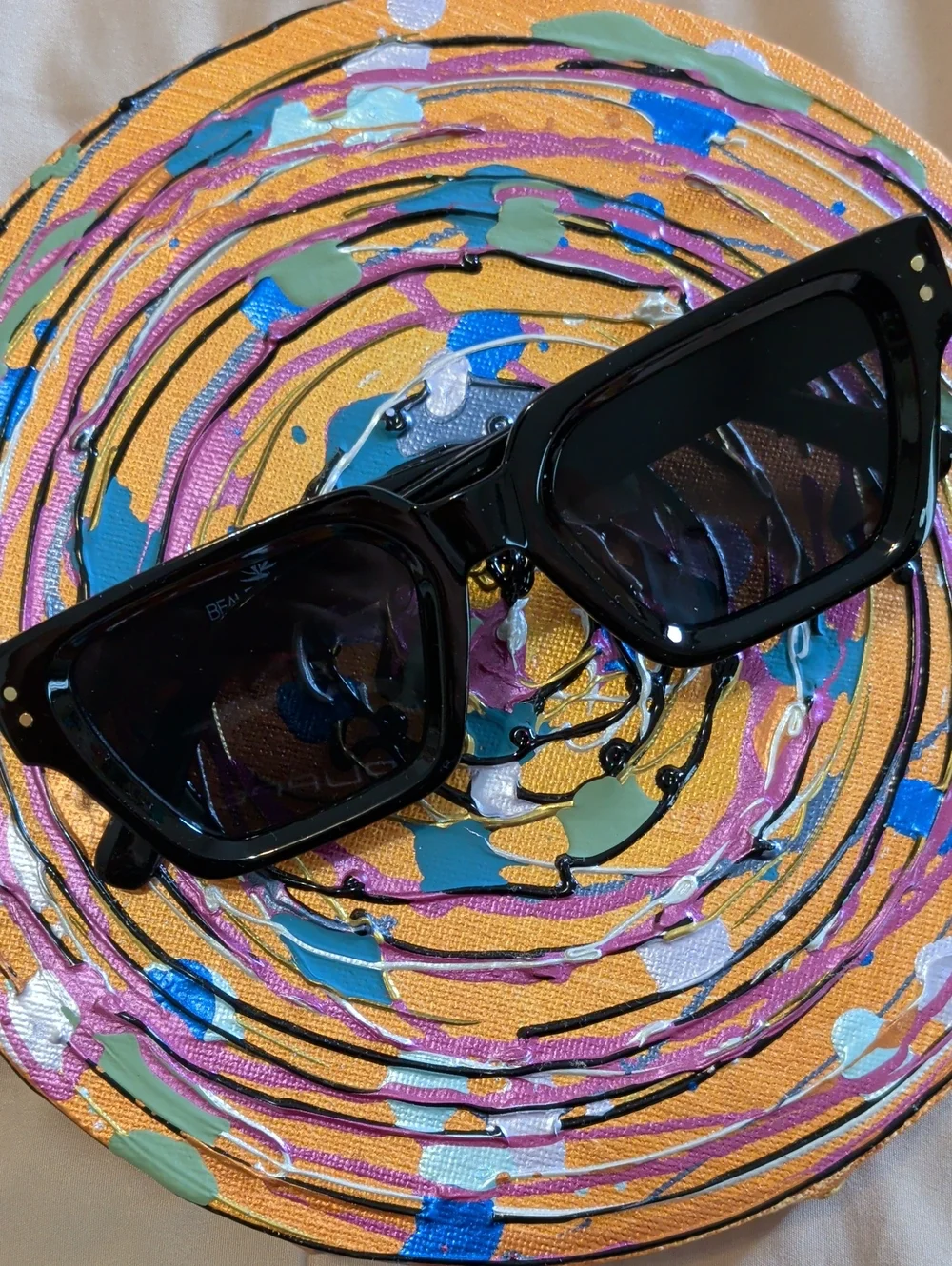 Classic Black Women's Rectangular Sunglasses - Sleek Chic Shades